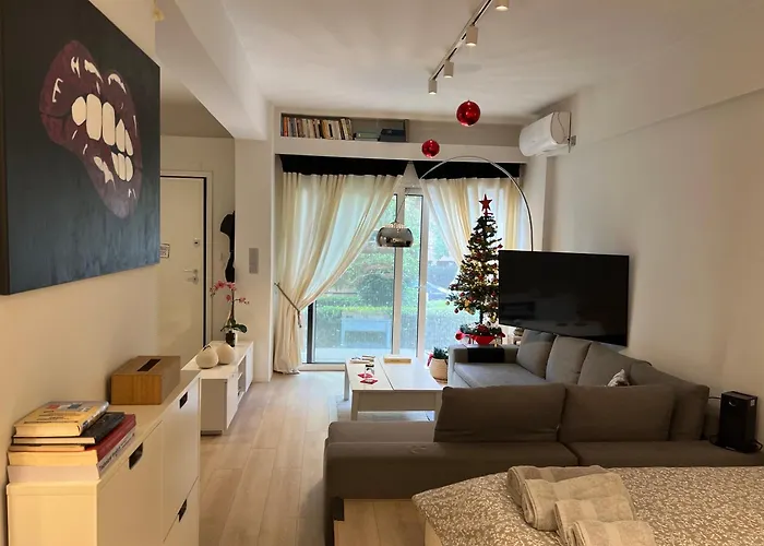 Glyfada Luxury Studio